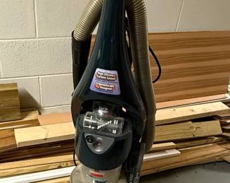 Bissell Momentum Bagless Upright Vacuum