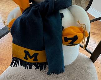 University of Michigan "M" Snowman Decor