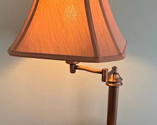 Adjustable Arm Table Lamp