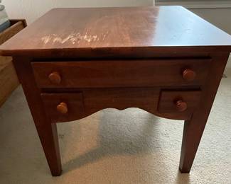 Riverside Furniture End Table (Set of 2)