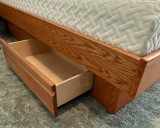 Baker Road Furniture Solid Oak Queen Platform Bed Frame with Lucid Mattress