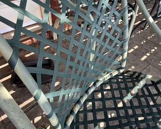 Brown Jordan Tamiami Style Patio Chairs and Table Set