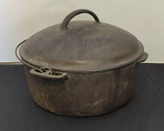 Wagner Cast Iron Dutch Oven
