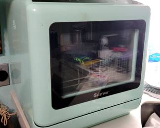 Counter-top dishwasher
