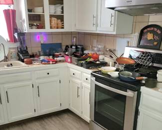 A view of the kitchen