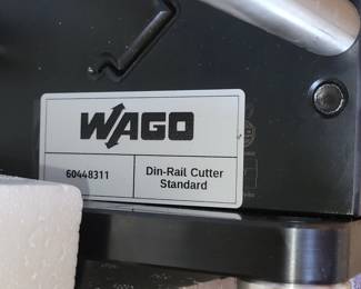 Wagon DIN rail cutter