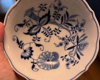 Blue Onion Porcelain Serving Bowl