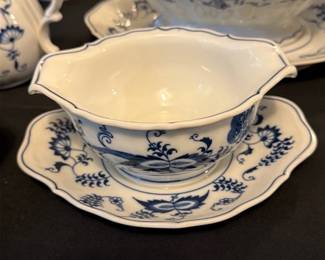 Blue Danube Gravy Boat & Underplate