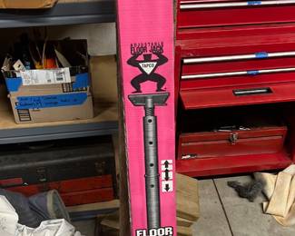Akron Products adjustable floor jack