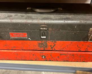  vintage Union MT-20 2-drawer portable steel toolbox