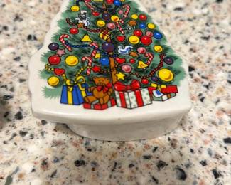Ceramic Christmas Tree Trinket Box