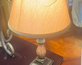 vintage-style bedside accent lamp
