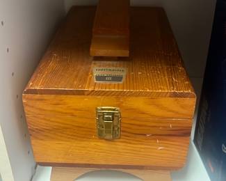 vintage Griffin Shinemaster shoe shine box