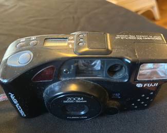 Fujifilm Discovery 900 Zoom Plus camera