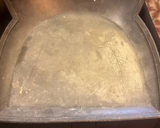 vintage Homan Plate silver-etched crumb catcher