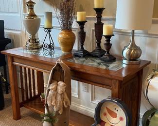 Side table, lamps, holiday decor