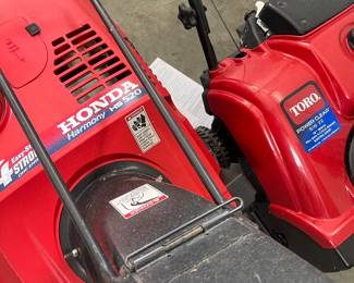 Honda Harmony HS520 snowblower and Toro Power Clear 518 ZE snowblower
