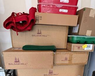 Balsam Hill Outdoor Red Berry Pine Wreaths and Garland Set