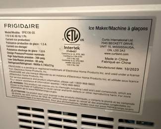Frigidaire EFIC130-SS Countertop Ice Maker