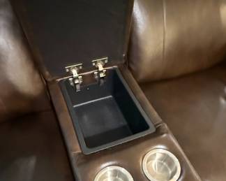 Zhejiang Home Point Furniture Power Reclining Loveseat with Console