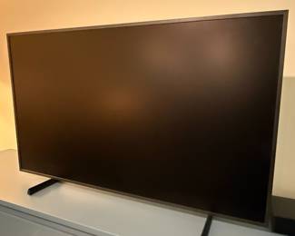 Samsung 50-inch The Frame QLED 4K Smart TV (2024) - Model QN50LS03DAFXZA