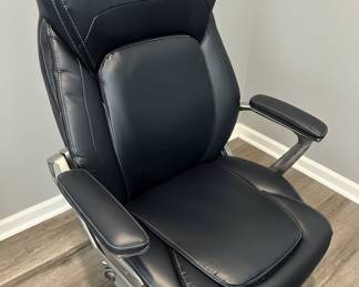 Living Style Style Executive Office Chair