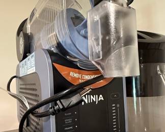 Ninja SLUSHi Professional Frozen Drink Maker