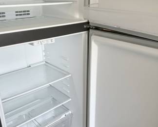 Frigidaire FFTR2045VS Top Freezer Refrigerator