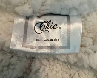 Chic Home Design "Nadine" Snuggle Hoodie Wearable Blanket