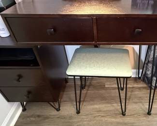 Mid-Century Modern Style Vanity Desk with Stool
