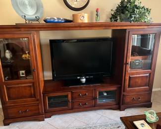 WALL UNIT - DECOR - HOME ELECTRONICS.  WALL UNIT CAN BE 4 INDIVIDUAL PCS