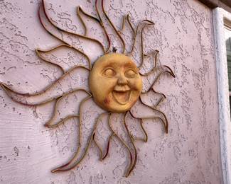 OUTDOOR DECOR