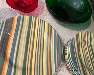 PARTIAL SET DINNERWARE