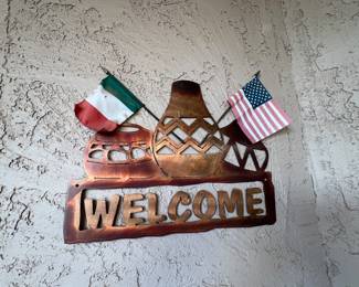 METAL OUTDOOR DECOR