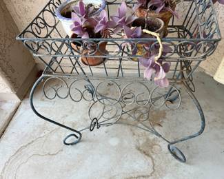 OUTDOOR PLANTER