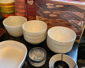 KITCHEN BASICS