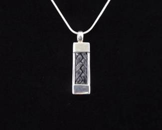 .925 Sterling Silver Weave Pendant Necklace