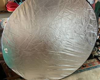 #212	photo round screen refector for phots in a zip up storage	 $20.00 