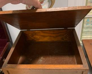 #130	Pine Jewelry Box w/lift-top and 4 drawers - 12x10x11	 $50.00 