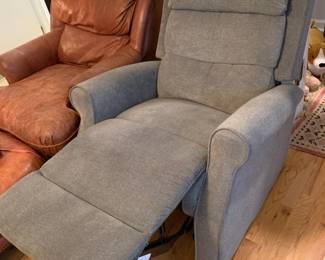 #94	Leathercraft Brown Leather Chair w/ottoman and nailhead trim - really worn - as is 	 $150.00 
