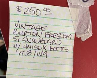 #210	vintage Burton Freedom 51 snowboard w unisex boots M*/W9 	 $250.00 