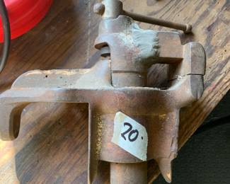 #224	as is bench vice  rusty	 $20.00 