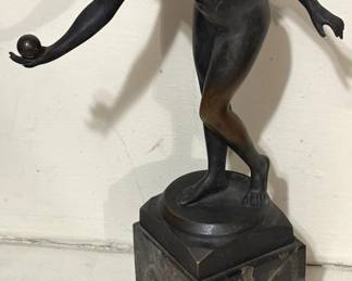 Antique c. 1900 Otto Schmidt-Hofer (Germany, b.1873, d.1925) Signed Female Nude Gymnast w/ Sphere Bronze Statue
