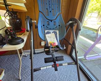 Inversion table