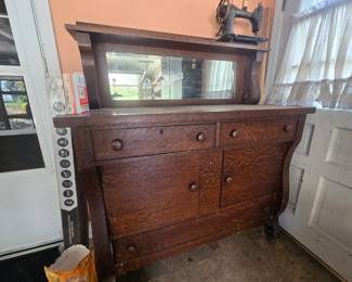 Antique dresser w/mirror