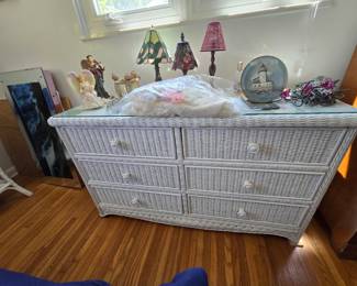 Wicker dresser