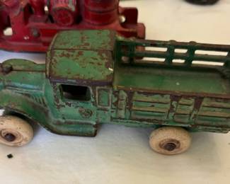 Hubley Dump Truck Cast Iron Toy Truck