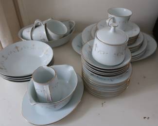 Noritake china " Courtney"
