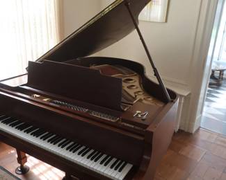 K. Kawai grand piano Serial number 518804 Offers 695.00 obo now being accepted on the Grand piano