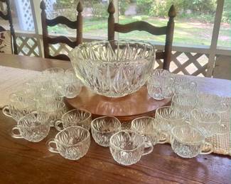 18 vintage punch bowl sets